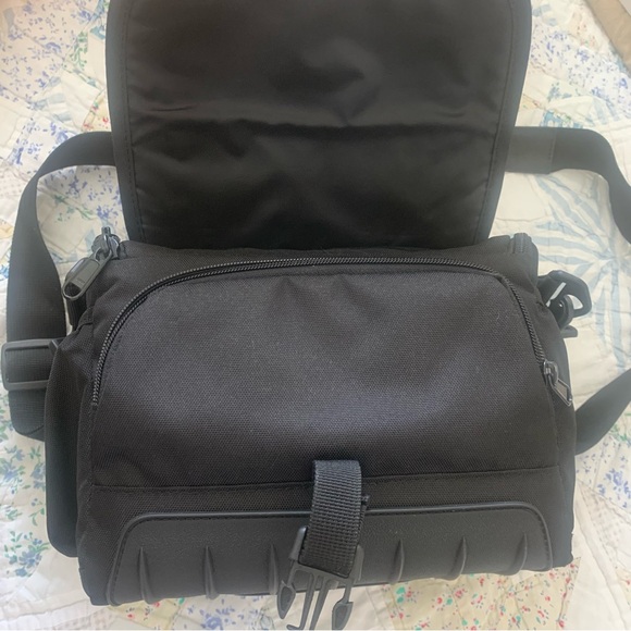 Camera bag - Picture 3 of 5